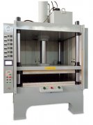 為什么四柱液壓機的活塞泵噪聲大，振動